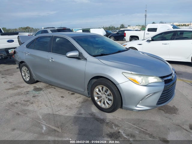 2015 4T1BF1FK5FU994938 main image