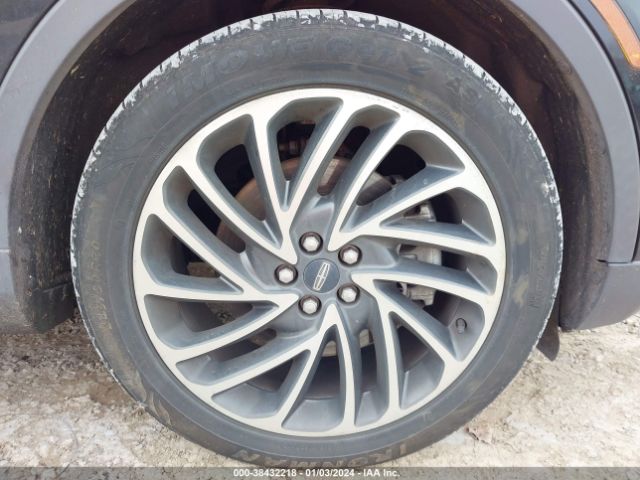 2LMPJ8L97KBL40543 Lincoln Nautilus Reserve