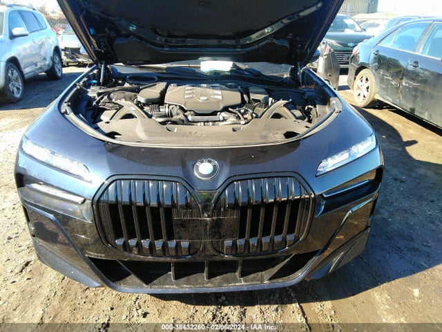BMW 760i Xdrive 2023 WBA33EJ02PCM34328 Image 10