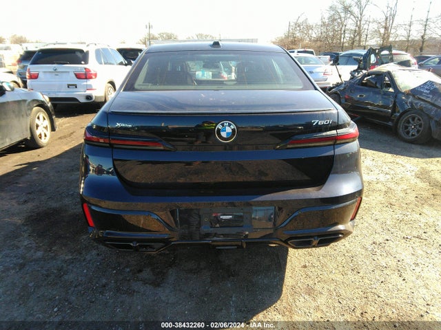 BMW 760i Xdrive 2023 WBA33EJ02PCM34328 Image 16