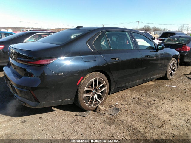 BMW 760i Xdrive 2023 WBA33EJ02PCM34328 Image 4