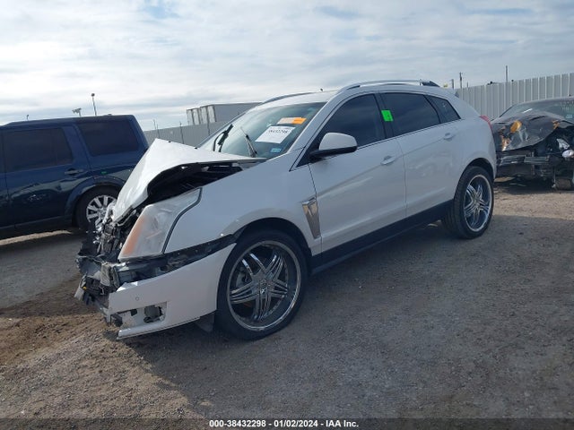 Cadillac Srx Luxury Collection 2015 3GYFNBE3XFS624006 Image 2