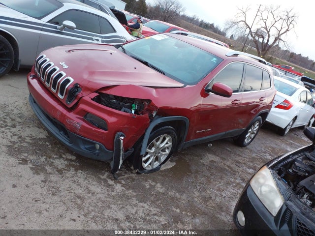 Jeep Cherokee Latitude 2016 1C4PJLCB2GW159040 Image 2
