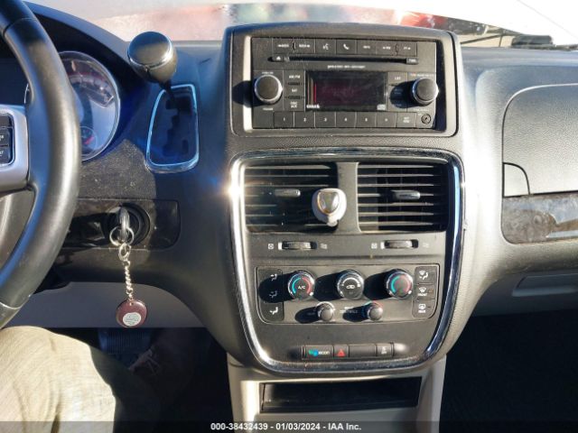 2C4RDGCG9FR531306 Dodge Grand Caravan Sxt