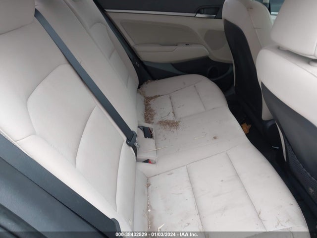 Hyundai Elantra Value Edition 2017 KMHD84LF1HU427043 Image 8