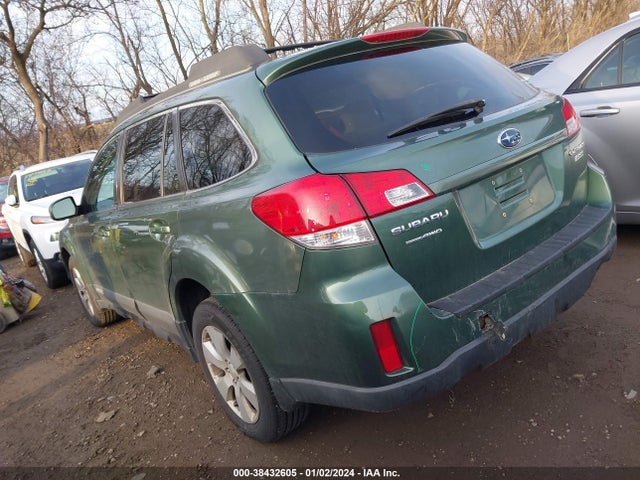 2010 SUBARU OUTBACK 2.5I PREMIUM VIN: 4S4BRBGC4A3363570