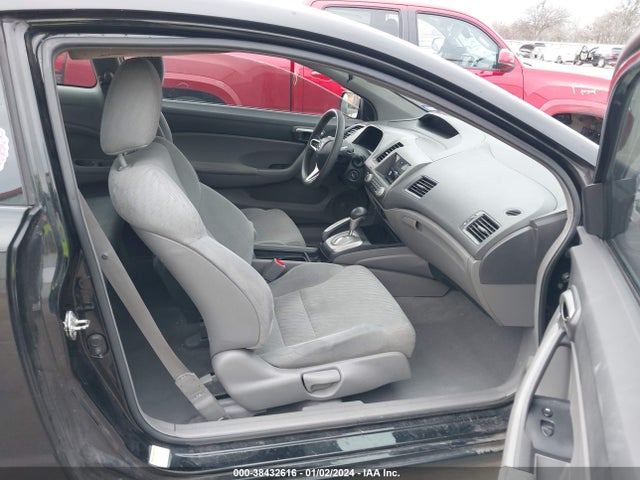 2010 HONDA CIVIC LX VIN: 2HGFG1B67AH503780