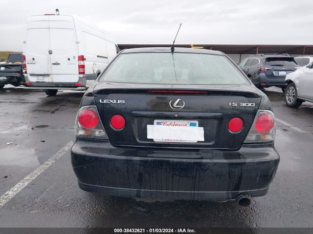 2003 LEXUS IS 300 BASE W/5-SPEED AUTO VIN: JTHBD192630069110