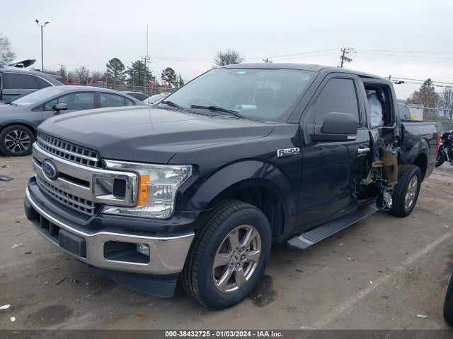 1FTEW1CB0JKD13885 Ford F-150 Xlt