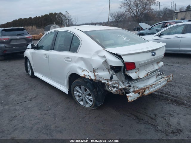 2011 SUBARU LEGACY 2.5I PREMIUM VIN: 4S3BMCG61B3242418