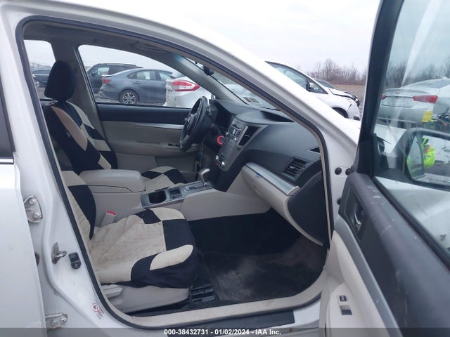 2011 SUBARU LEGACY 2.5I PREMIUM VIN: 4S3BMCG61B3242418