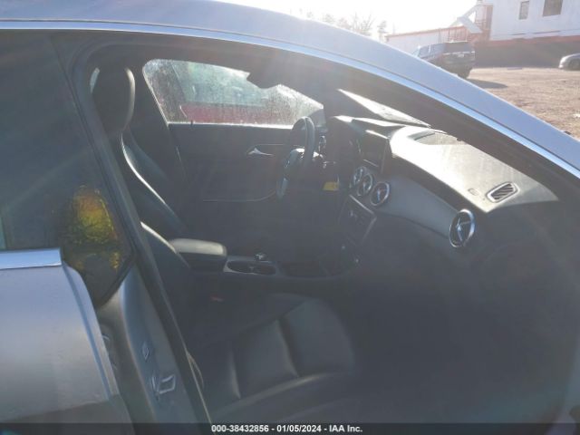 2014 MERCEDES-BENZ CLA 250 WDDSJ4EB3EN070308 Photo 4