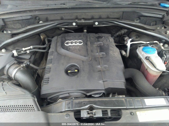 Audi Q5 2.0t Premium 2014 WA1LFAFP8EA013628 Image 10