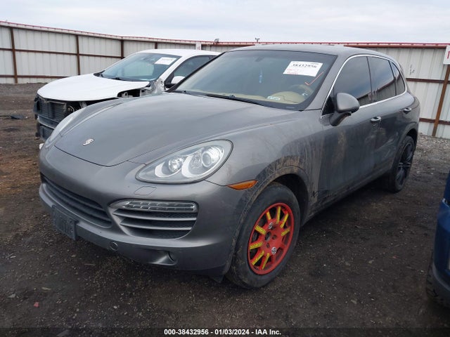 2012 PORSCHE CAYENNE WP1AA2A25CLA03426 Photo 1