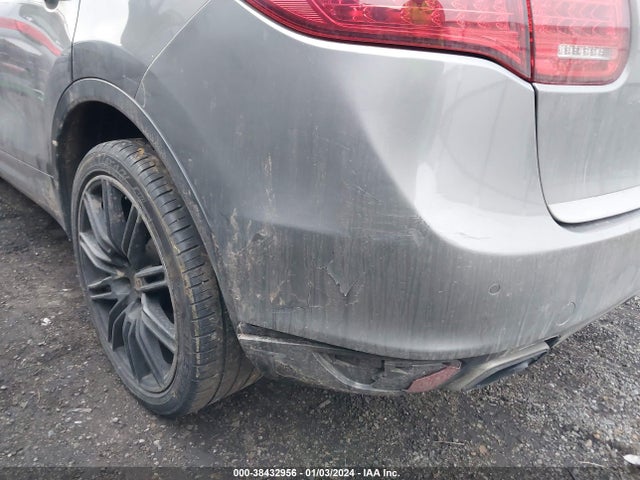 2012 PORSCHE CAYENNE WP1AA2A25CLA03426 Photo 5