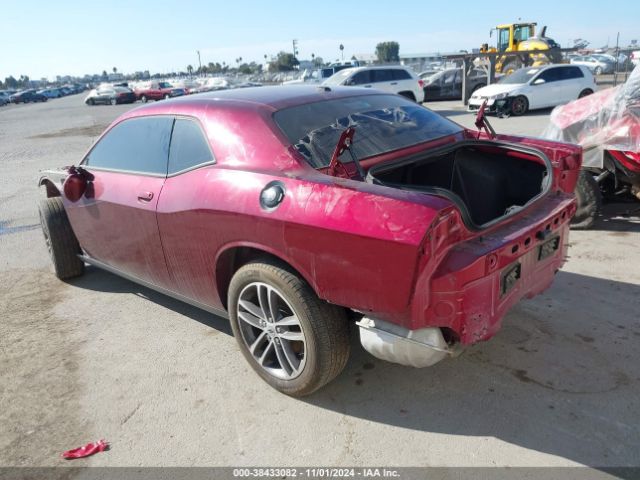 2C3CDZGGXKH583818 Dodge Challenger Sxt Awd