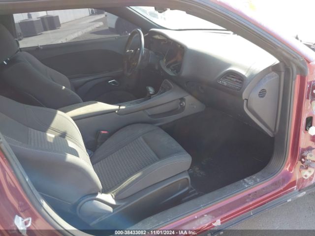 2C3CDZGGXKH583818 Dodge Challenger Sxt Awd