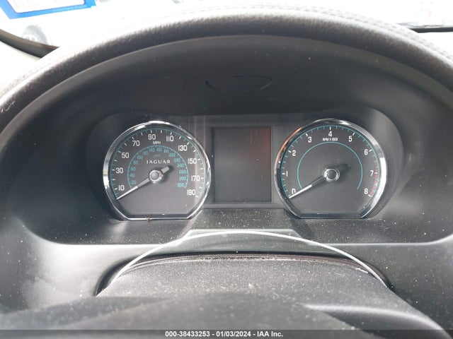 2013 JAGUAR XF SAJWA0ES2DPS74395 Photo 6