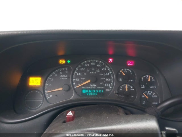 2000 CHEVROLET SILVERADO 1500 LS VIN: 2GCEK19T2Y1286372