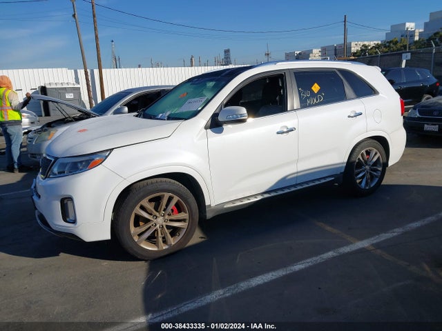 KIA Sorento Limited V6 2014 5XYKW4A7XEG475263 Image 2