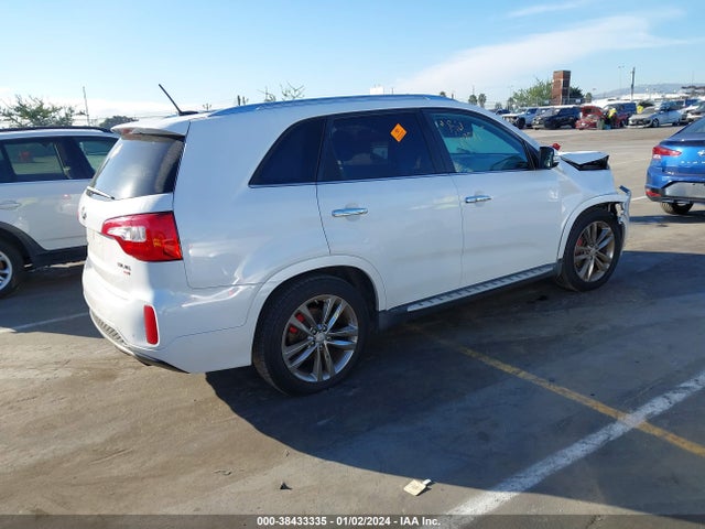 KIA Sorento Limited V6 2014 5XYKW4A7XEG475263 Image 4