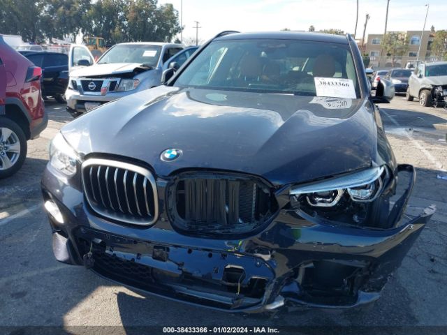 2018 BMW X3 5UXTS3C51J0Y96552 Photo 5