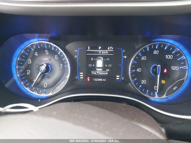 Chrysler Pacifica Touring L 2018 2C4RC1BG8JR149570 Image 7
