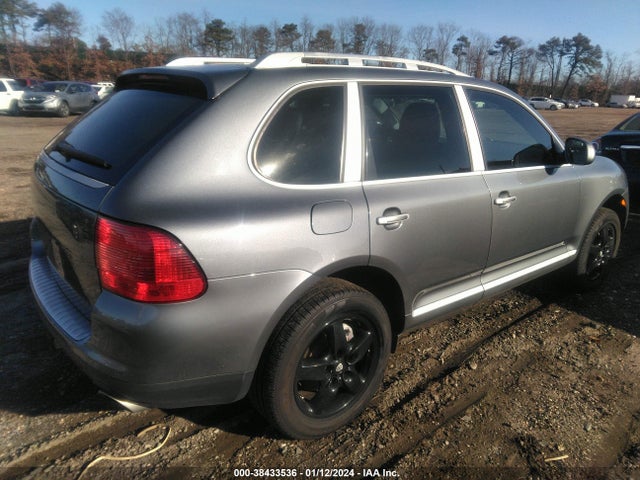 2004 PORSCHE CAYENNE WP1AA29P54LA23998 Photo 3
