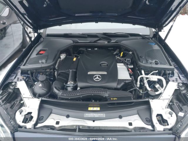 WDDZF4KB6HA076801 Mercedes-Benz E 300 4matic