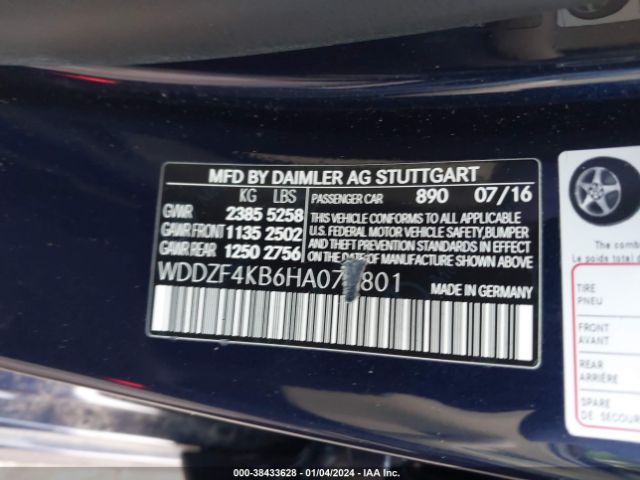 WDDZF4KB6HA076801 Mercedes-Benz E 300 4matic
