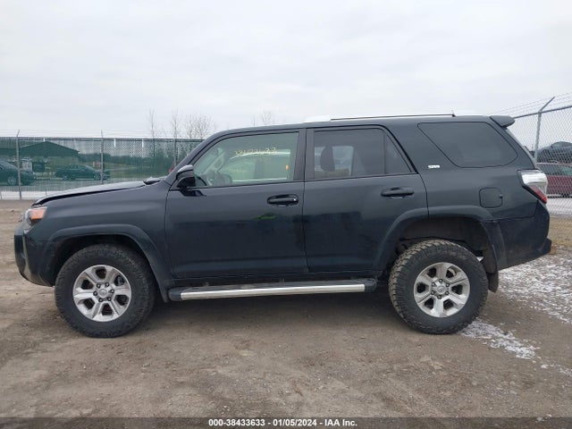 Toyota 4RUNNER SR5 2016 JTEBU5JR2G5319500 Image 14