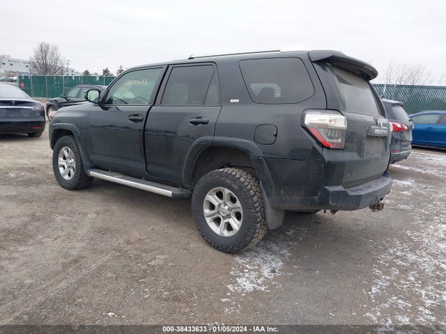 Toyota 4RUNNER SR5 2016 JTEBU5JR2G5319500 Image 3