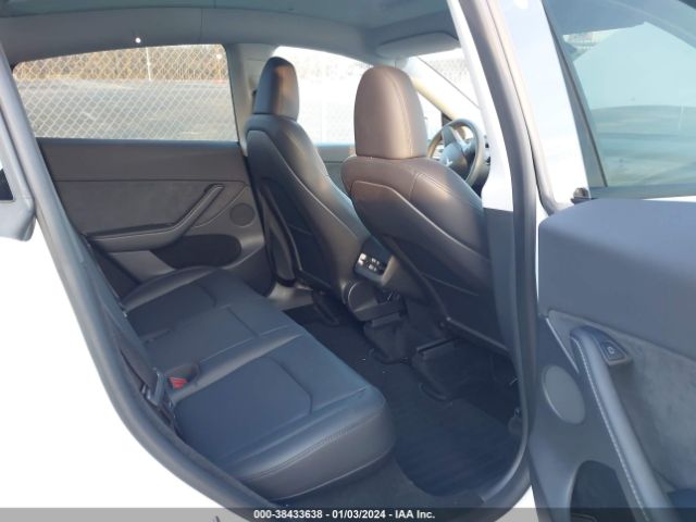 2023 TESLA MODEL Y 7SAYGDEE1PA042490 Photo 7