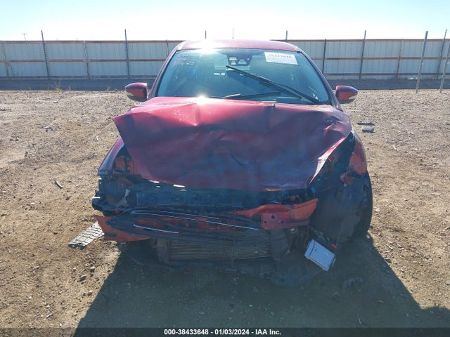 Ford Focus Titanium 2016 1FADP3J29GL297296 Image 12