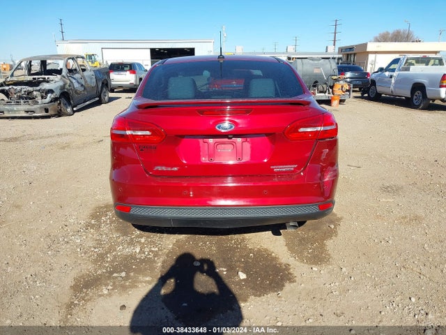 Ford Focus Titanium 2016 1FADP3J29GL297296 Image 16