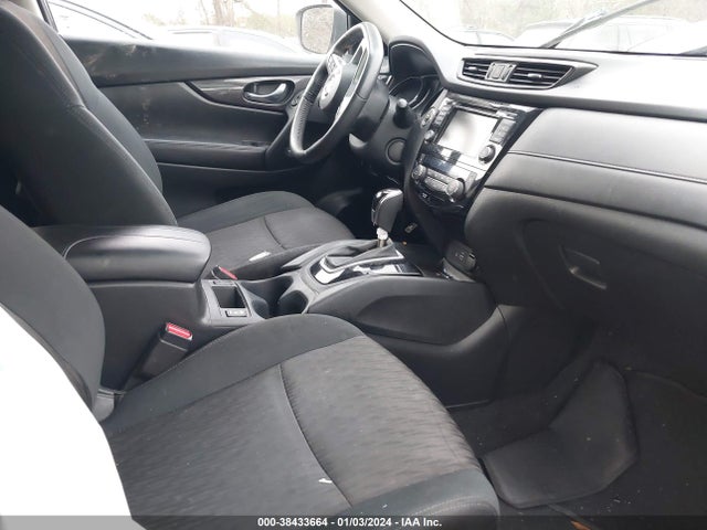 Nissan ROGUE SV 2018 5N1AT2MT3JC800573 Image 5