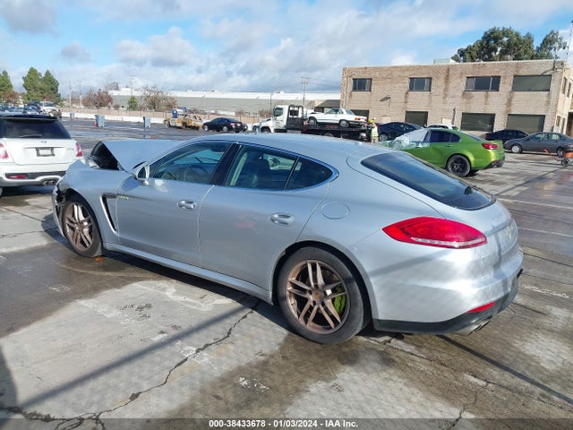 2014 PORSCHE PANAMERA E-HYBRID WP0AD2A74EL044508 Photo 2
