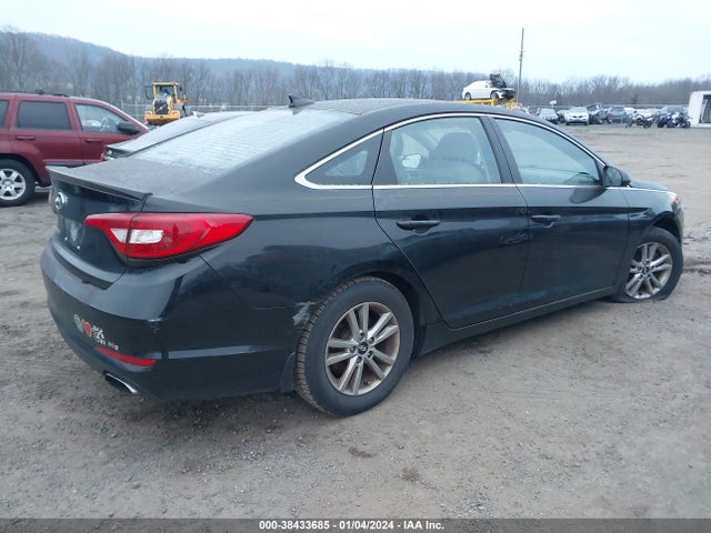 Hyundai SONATA SE 2015 5NPE24AF4FH210378 Image 4