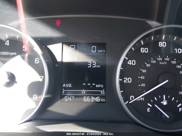 2017 HYUNDAI ELANTRA SE VIN: 5NPD84LF7HH060843