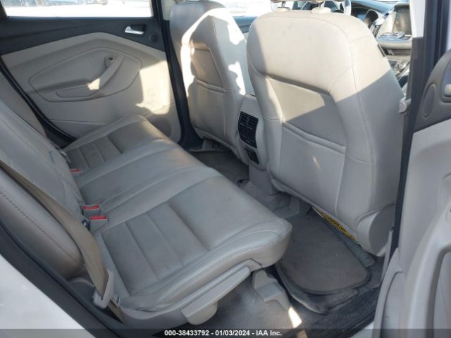 1FMCU9J95FUB57443 Ford Escape Titanium