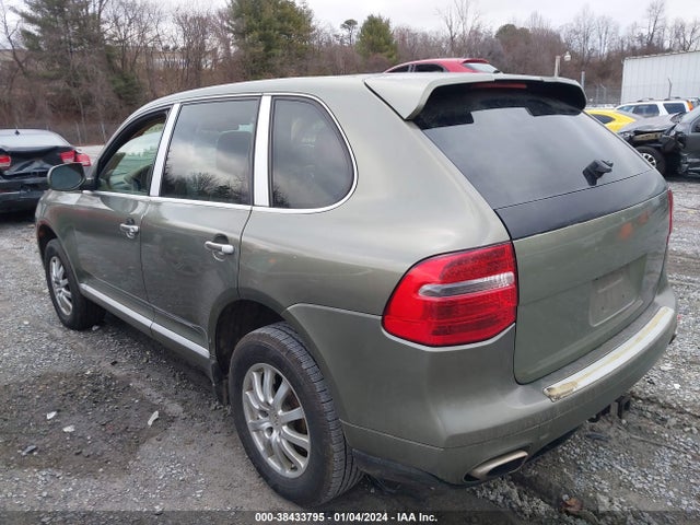 2008 PORSCHE CAYENNE WP1AA29P78LA10627 Photo 2
