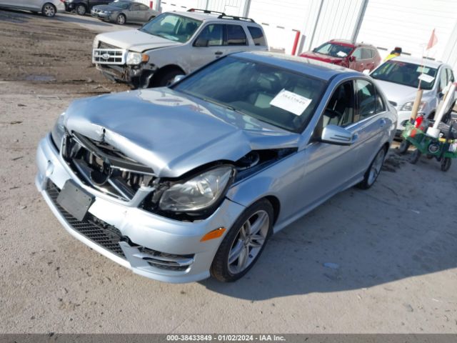 WDDGF8AB4EA933144 Mercedes-Benz C 300 Luxury 4matic/sport 4matic