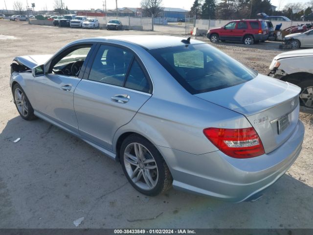 WDDGF8AB4EA933144 Mercedes-Benz C 300 Luxury 4matic/sport 4matic