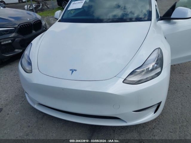 5YJYGDED9MF107492 Tesla Model Y Standard Range Rear-wheel Drive