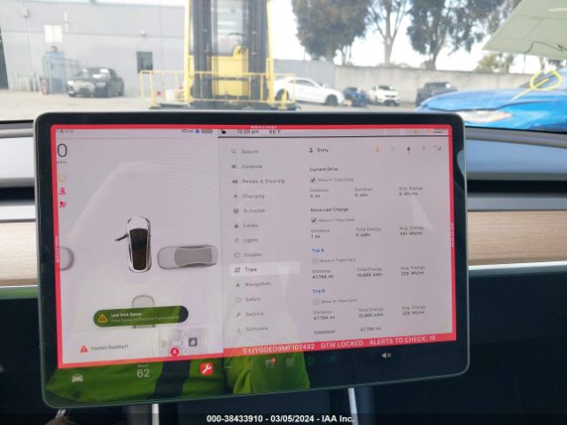 5YJYGDED9MF107492 Tesla Model Y Standard Range Rear-wheel Drive