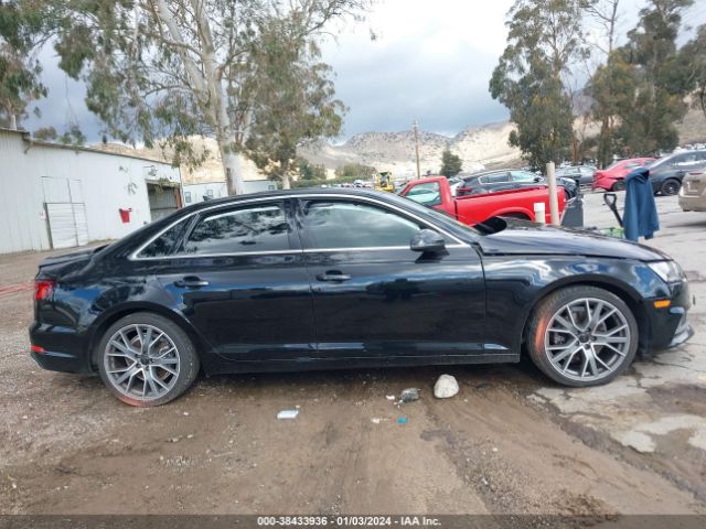 WAUGMAF43KN008163 Audi A4 40 Premium/40 Titanium Premium