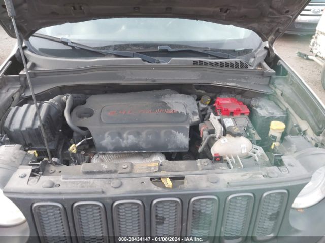 ZACCJBCB9JPG97859 Jeep Renegade Trailhawk 4x4