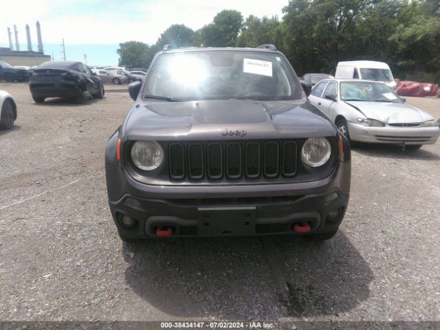 ZACCJBCB9JPG97859 Jeep Renegade Trailhawk 4x4