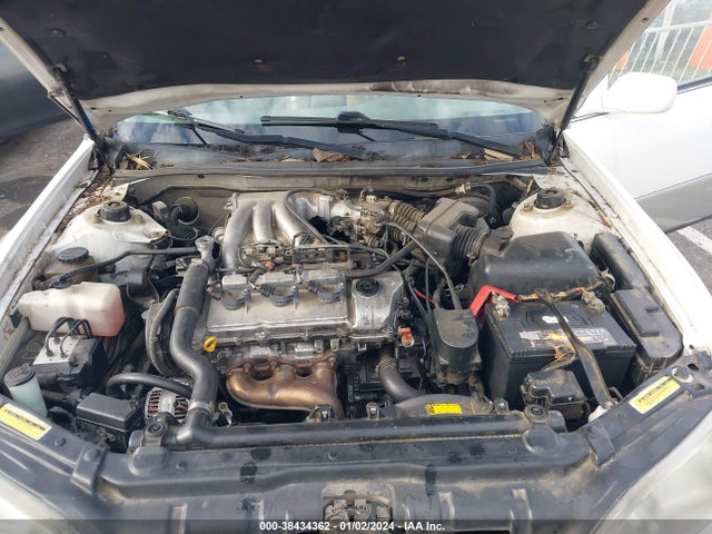 2001 LEXUS ES 300 BASE (A4) VIN: JT8BF28GX10340938