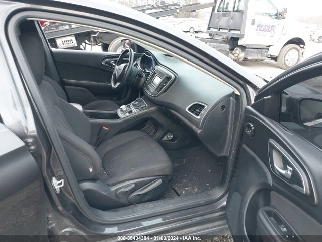 1C3CCCAB9FN535995 Chrysler 200 Limited